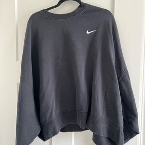 Nike Women's Black Cropped Sweatshirt
